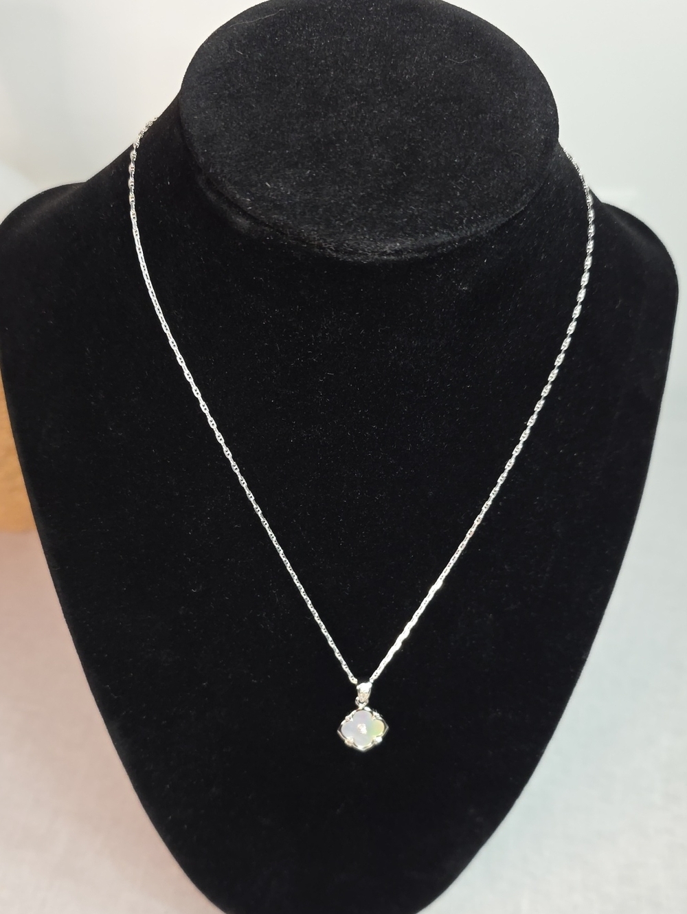 Sterling Silver .925 Pendant Necklace - White Opalescent NWOT